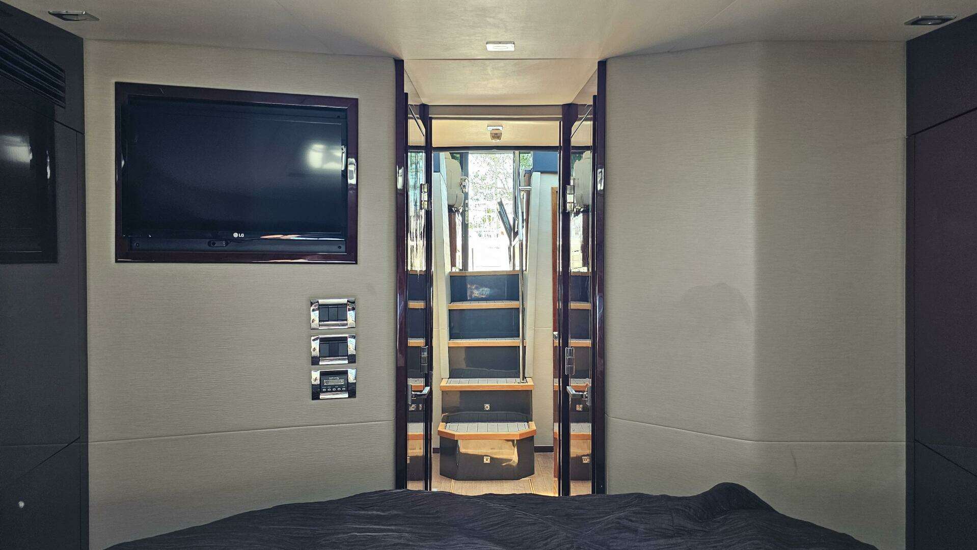 2016 Sea Ray — - Image 27