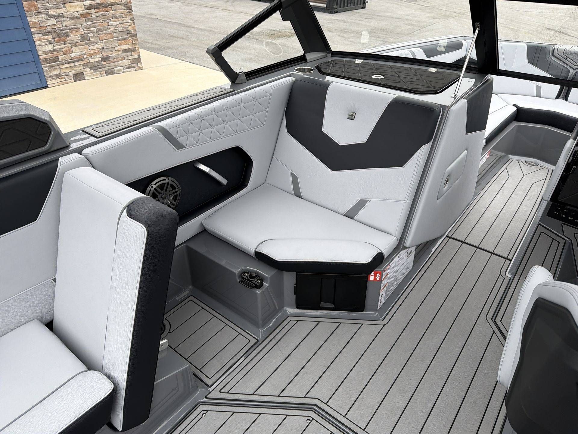 2026 Nautique GS24 - 26