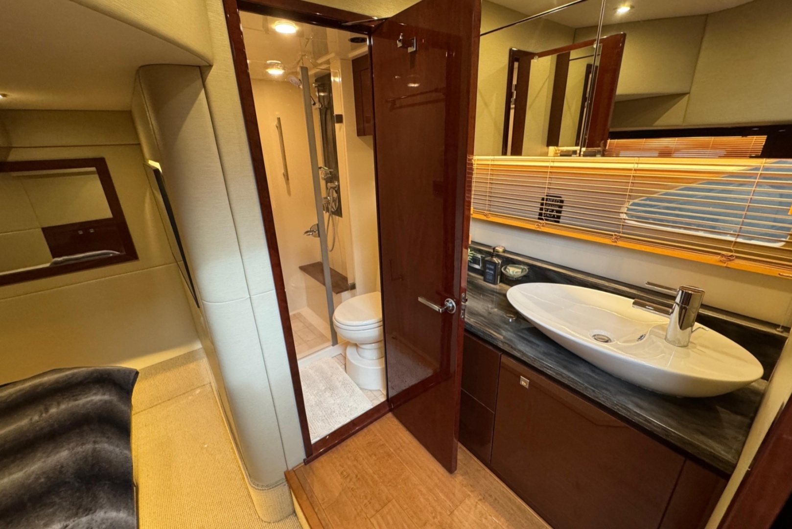 2015 Sea Ray Sundancer 510 - Image 50