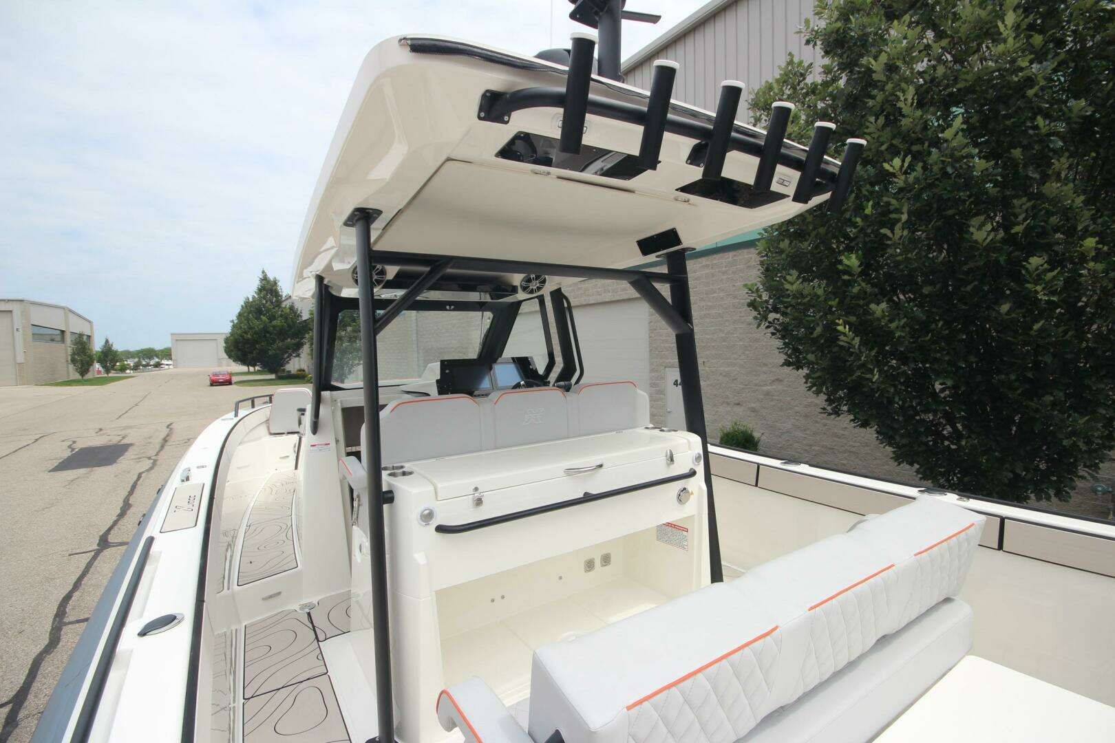 2025 Zodiac X10CC Twin Mercury 400's w/ Joystick - Image 17