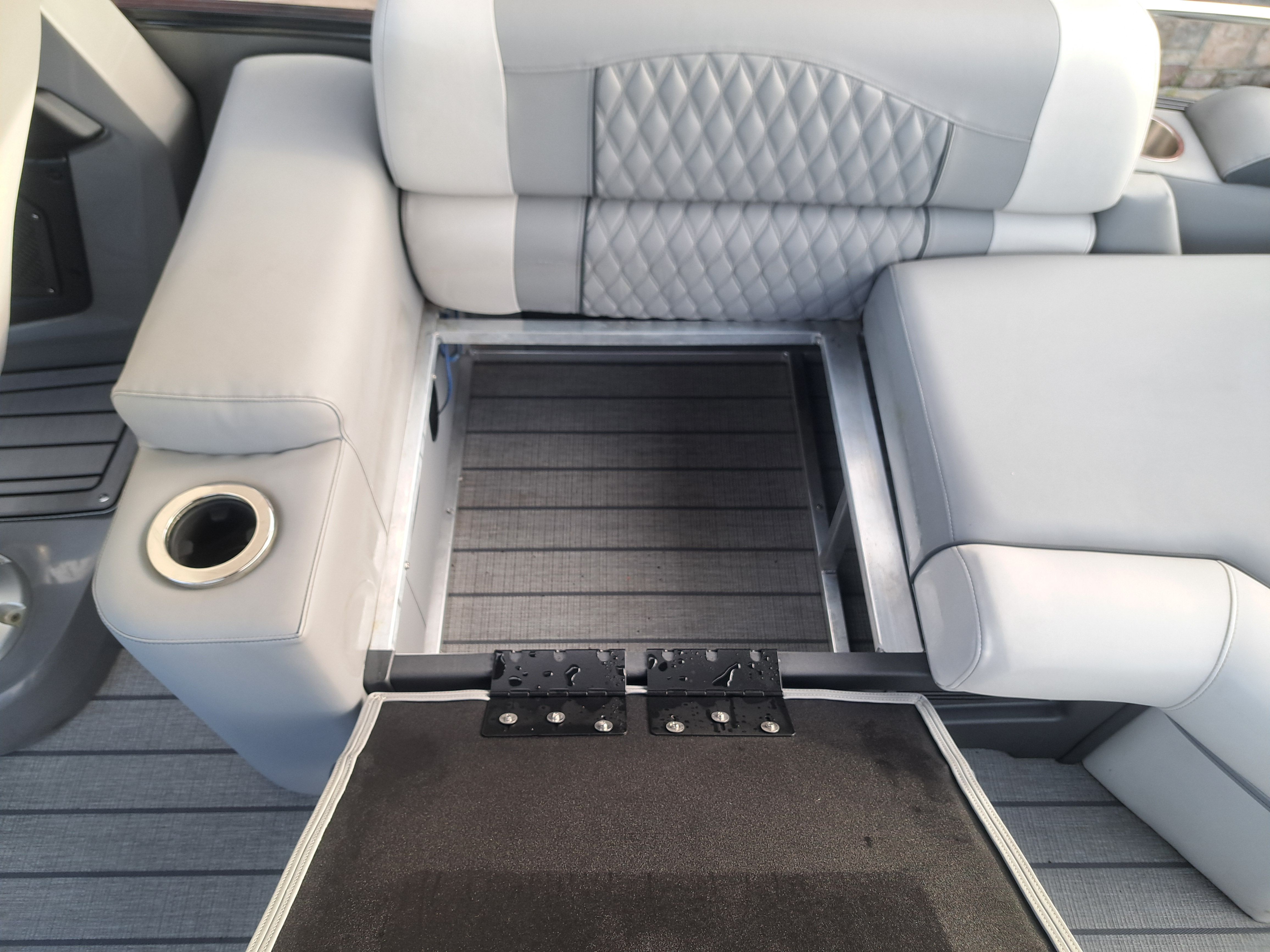 2025 Avalon Catalina Quad Lounge Shift - 23' - 25