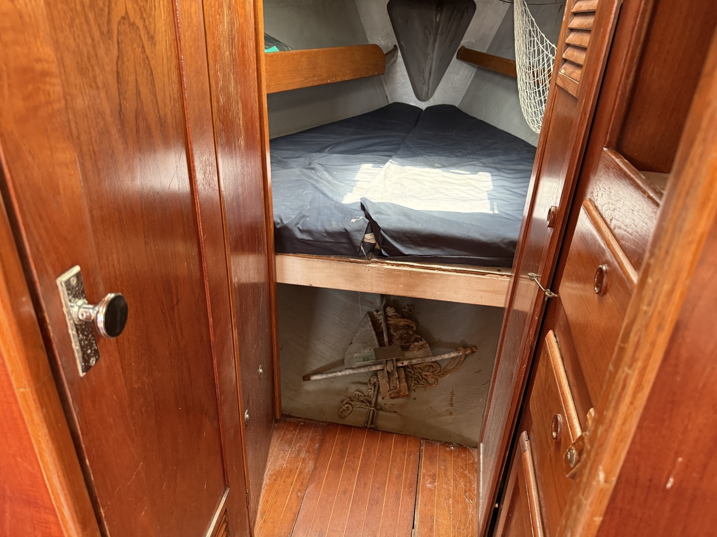 1984 Peterson 34 - Image 28