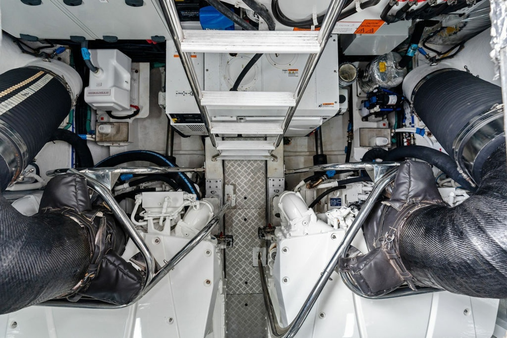 2020 Princess S62 Sportbridge - Image 72