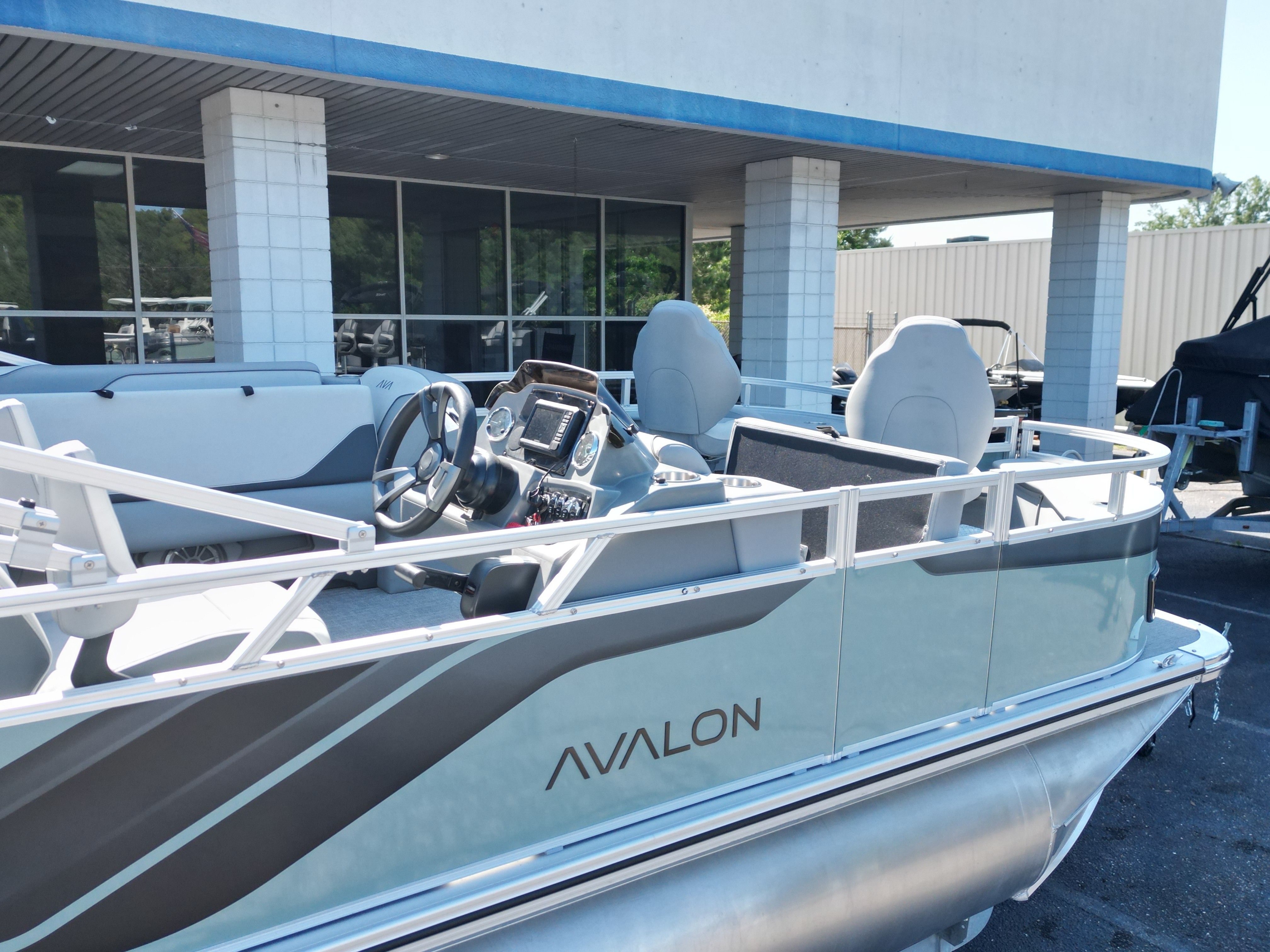 2026 Avalon Venture 85 Quad Fish - 21' - 10