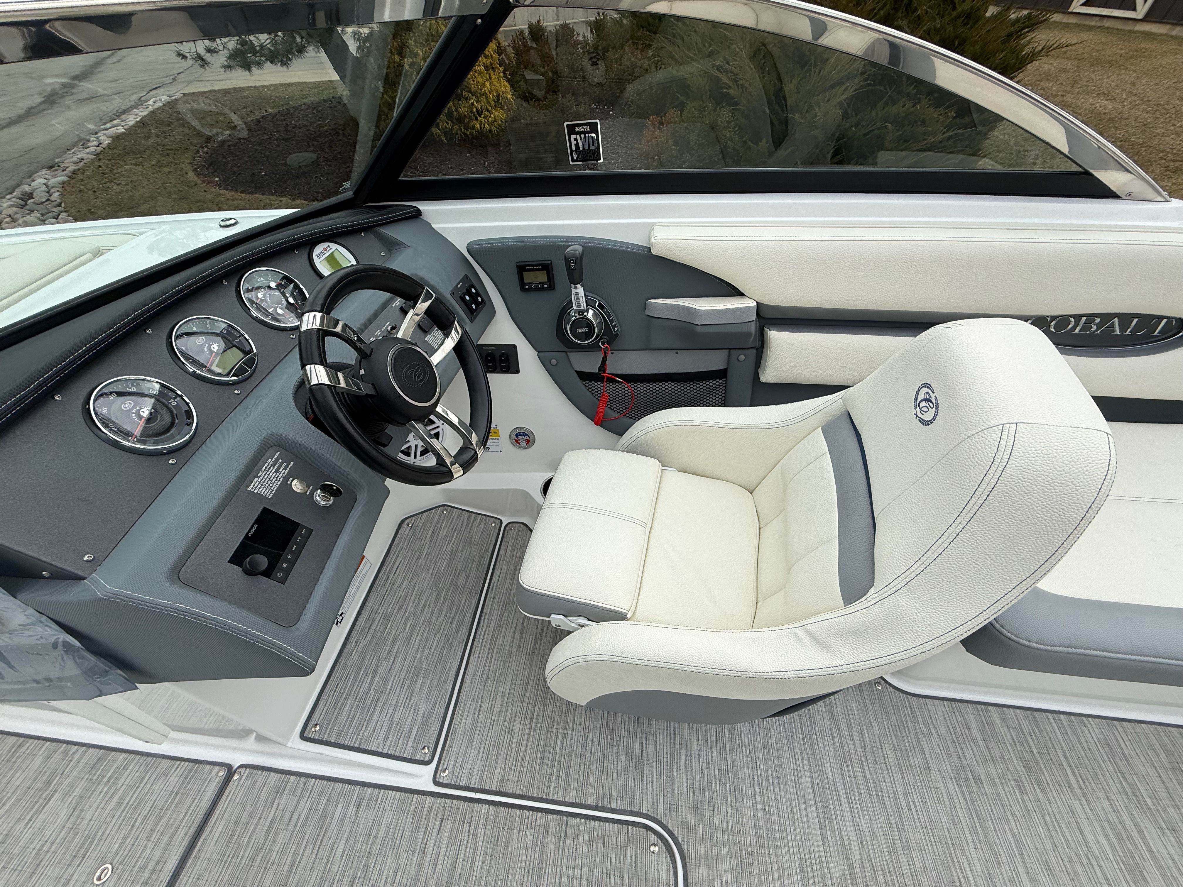 2022 Cobalt CS23 Surf - 17