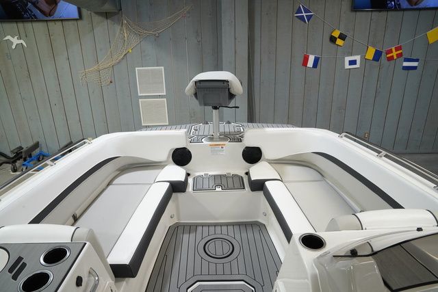 2026 Starcraft SVX 211 OB - 12