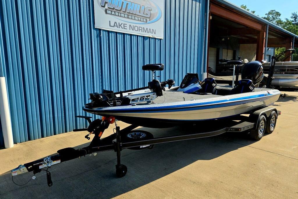 2026 Skeeter ZXE20 boat at Foothills Marine Center, Lake Norman.