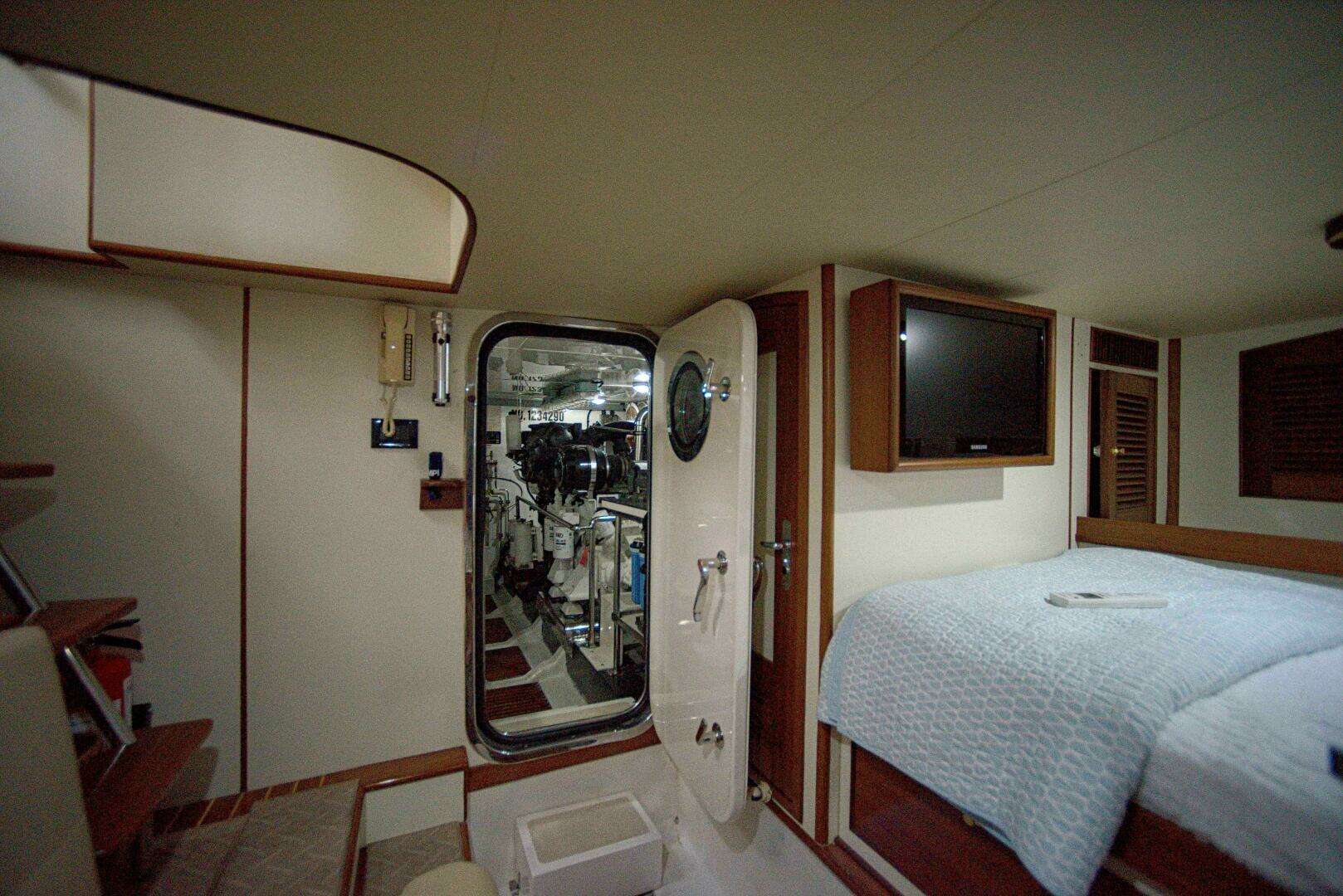 2011 Marlow Explorer 70E - Image 38