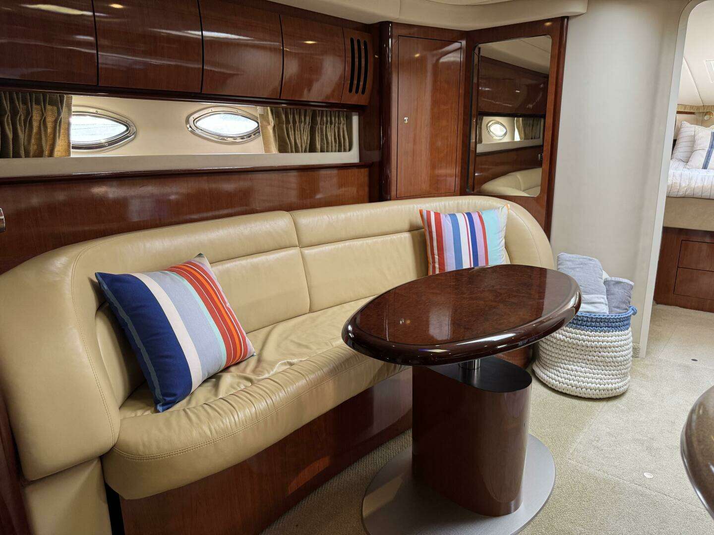 2003 Sea Ray 420 Sundancer - Image 24