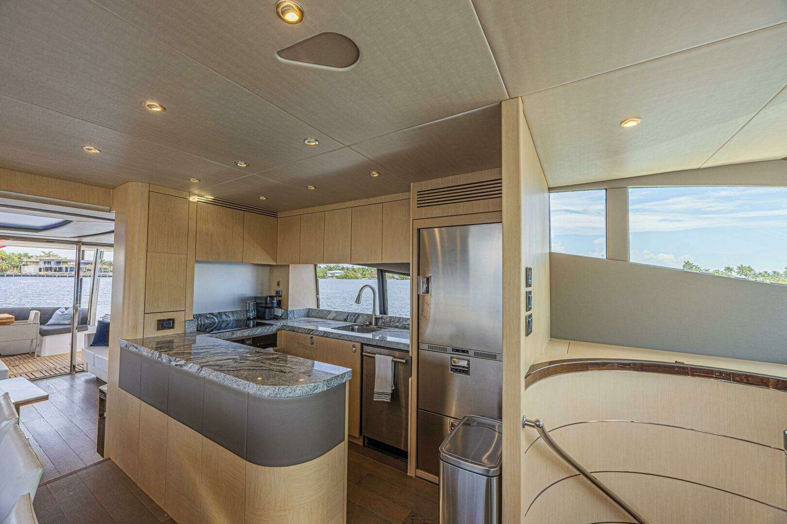 2017 Sunseeker 75 Yacht - Image 34