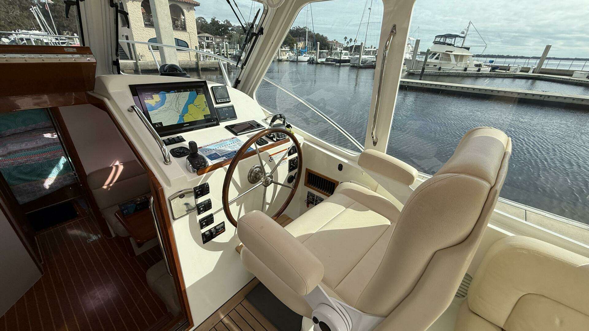 2012 MJM 40z - Image 24