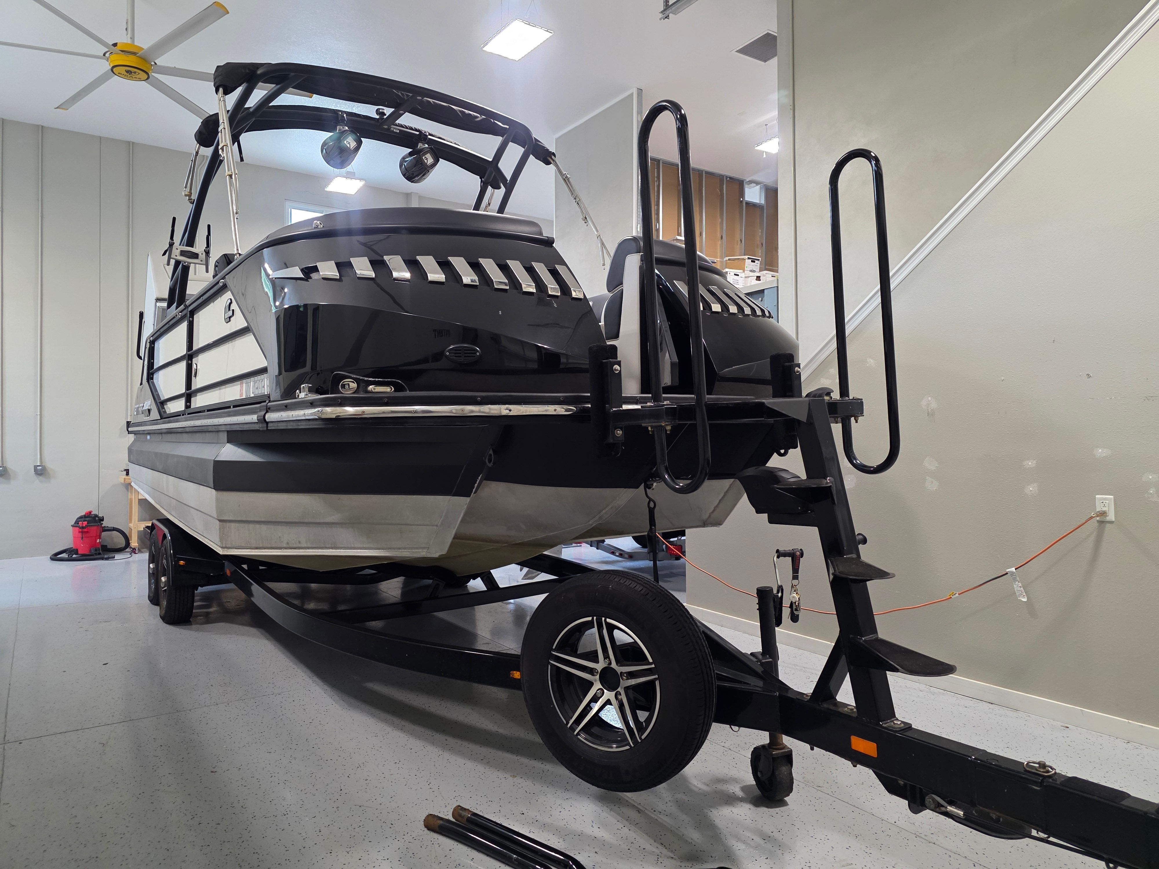 2021 Montara SURF BOSS 25