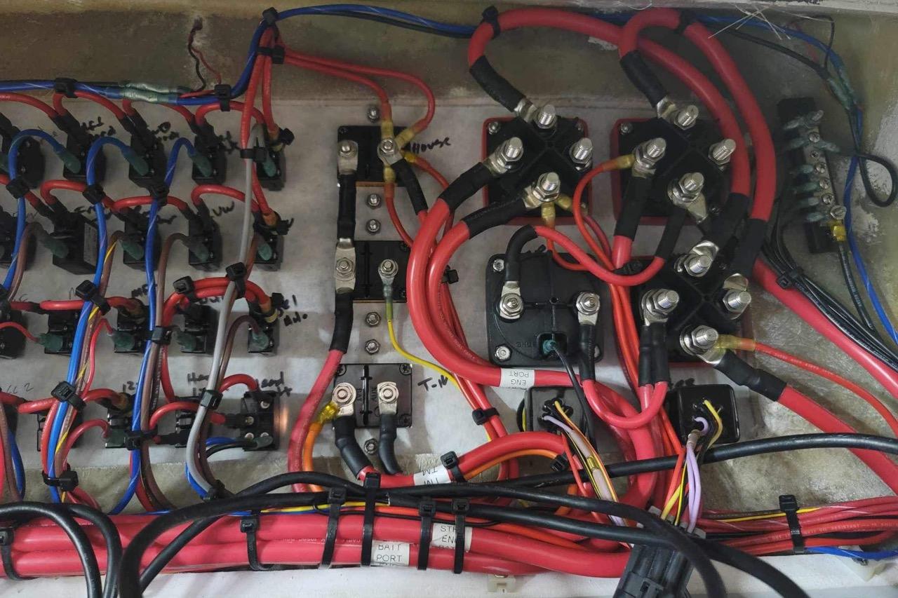 Electrical wiring system in a 2021 Custom Infusion 34 CC boat.