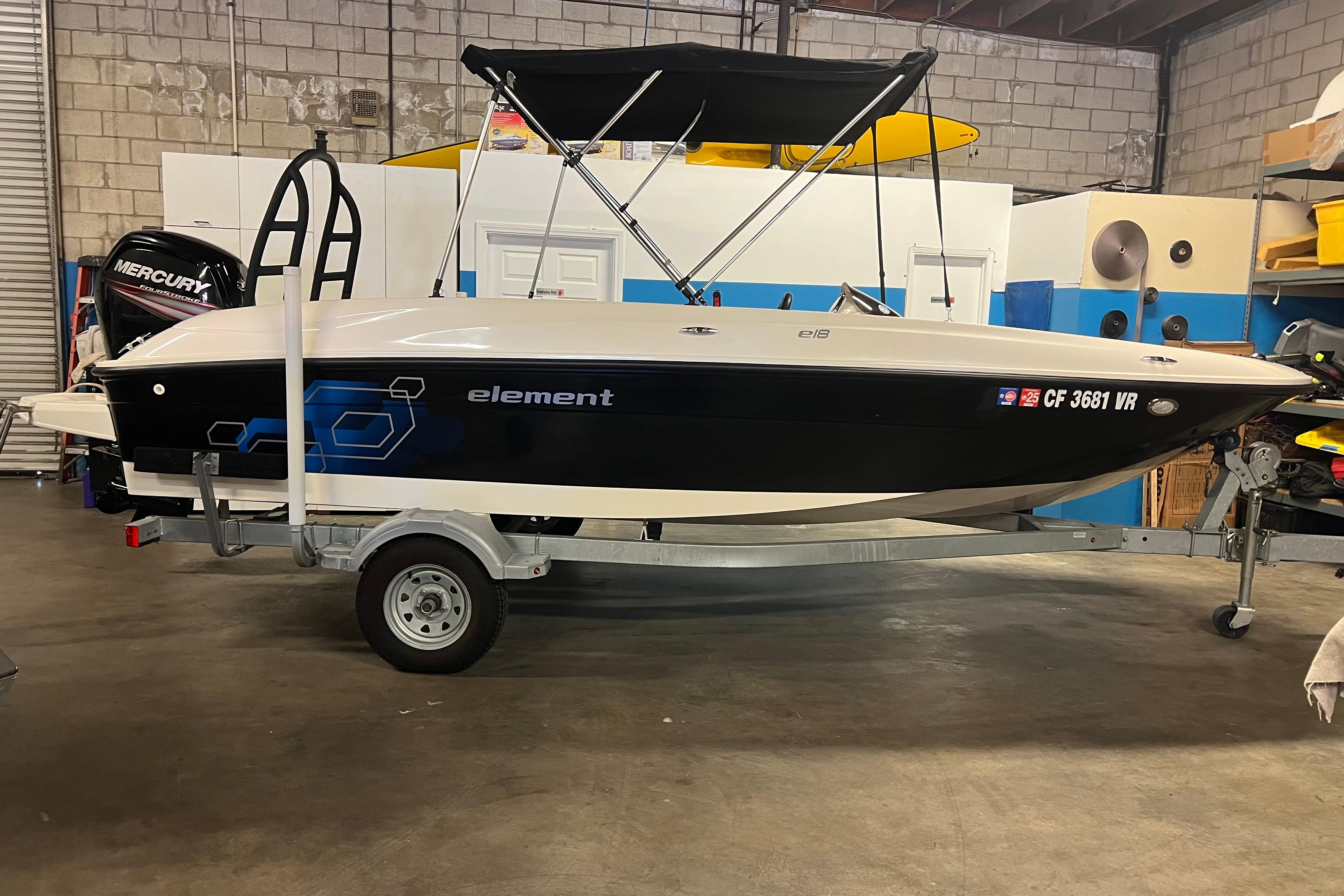 2019 Bayliner Element E18