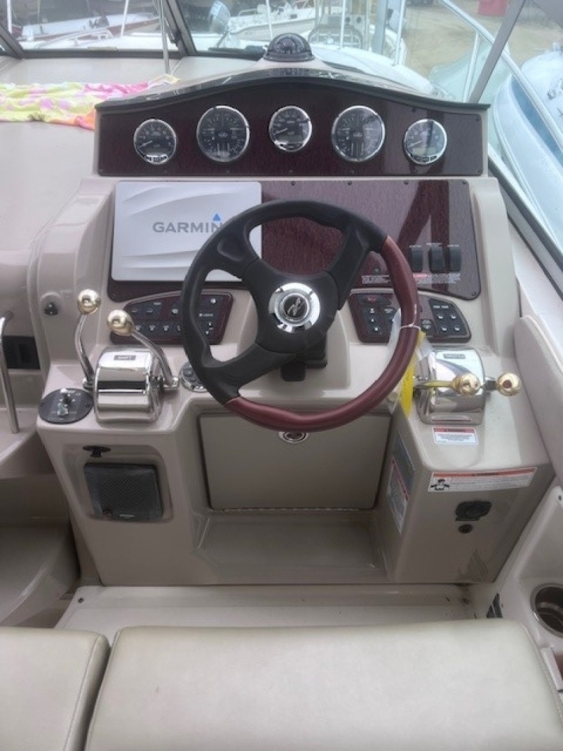 2007 Sea Ray Sundancer - Image 11