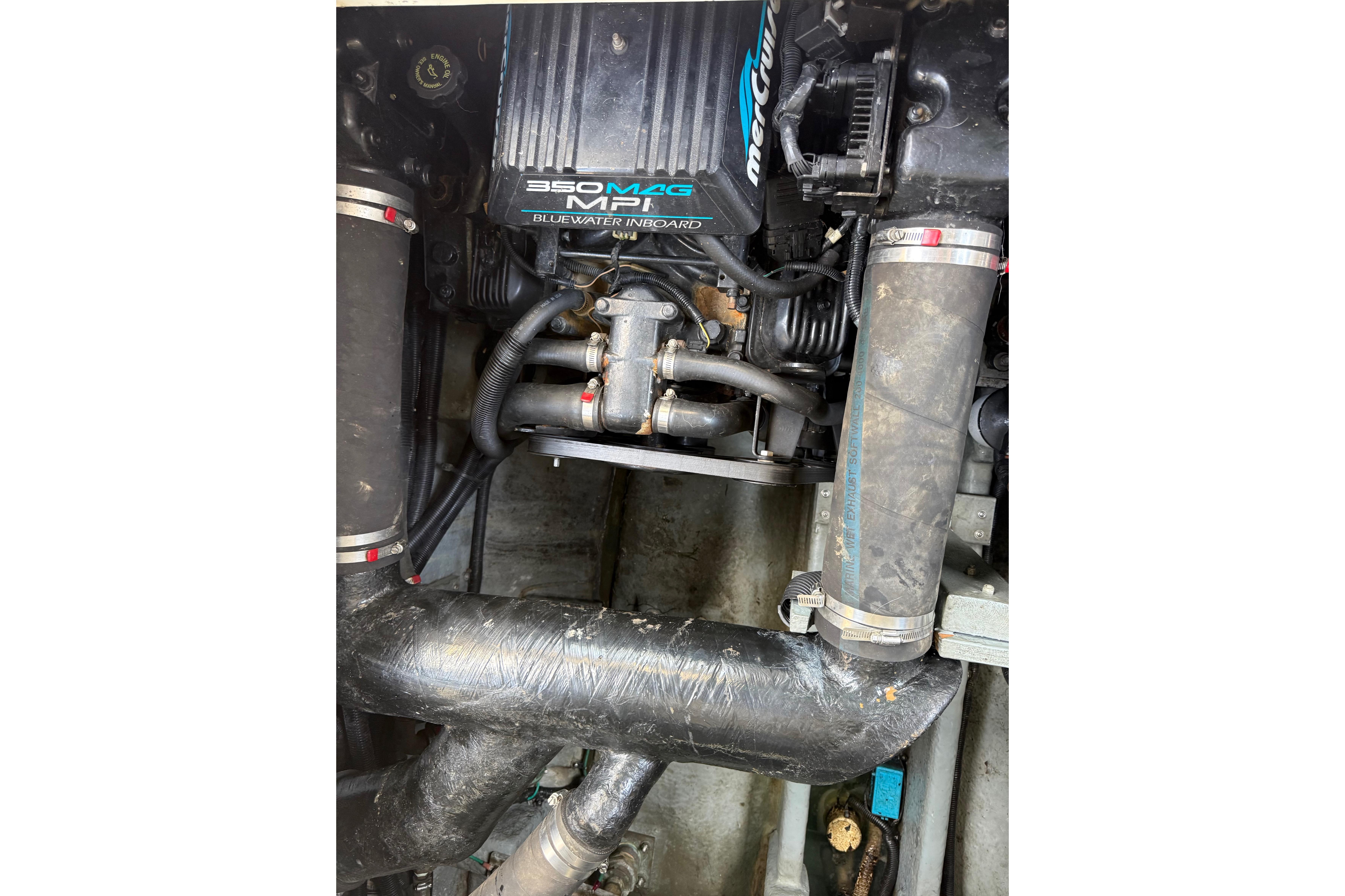 Engine compartment of a 1999 Sea Ray Sundancer 310 with 350 MAG MPI motor.