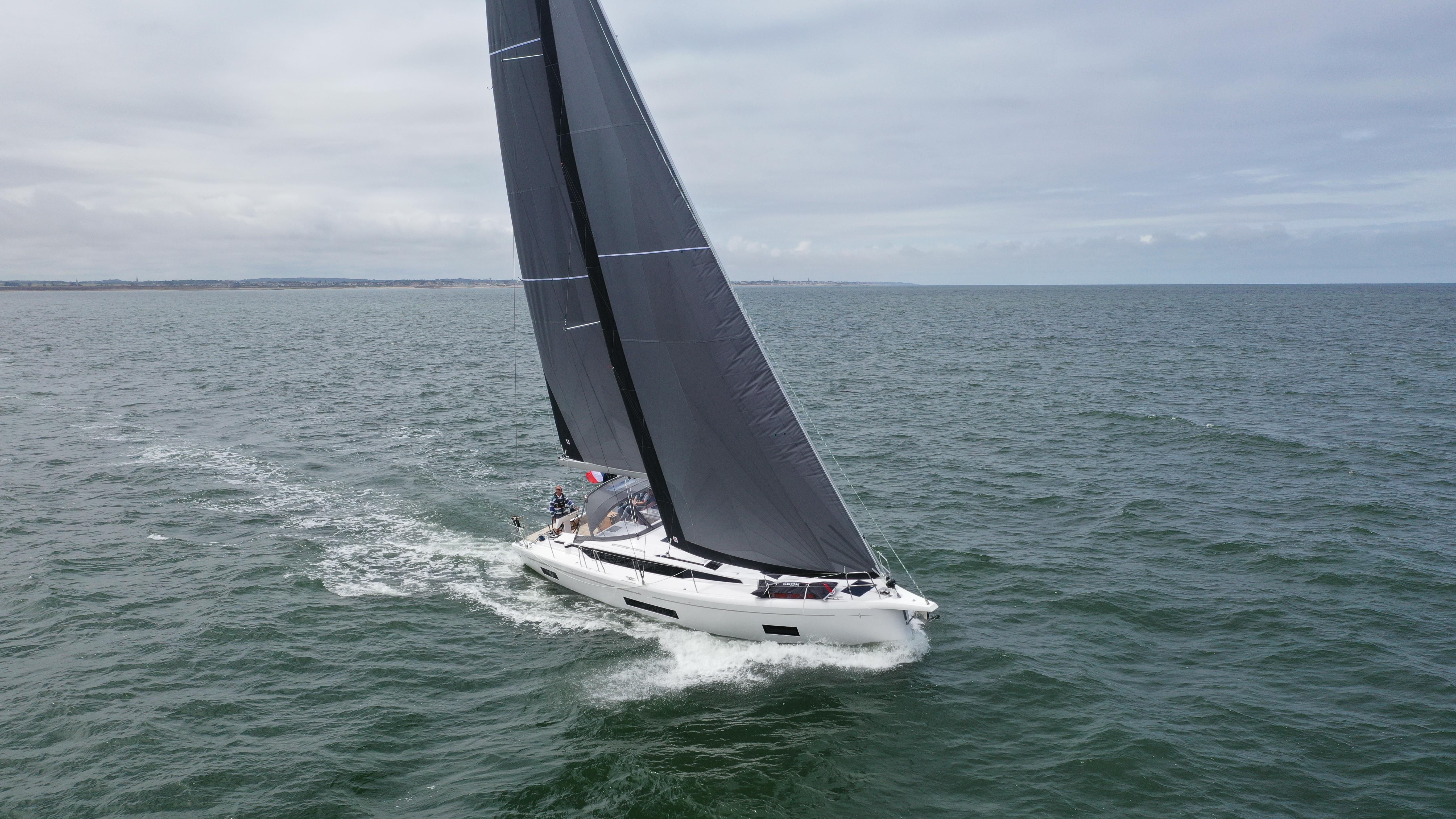 2025 Bavaria C46