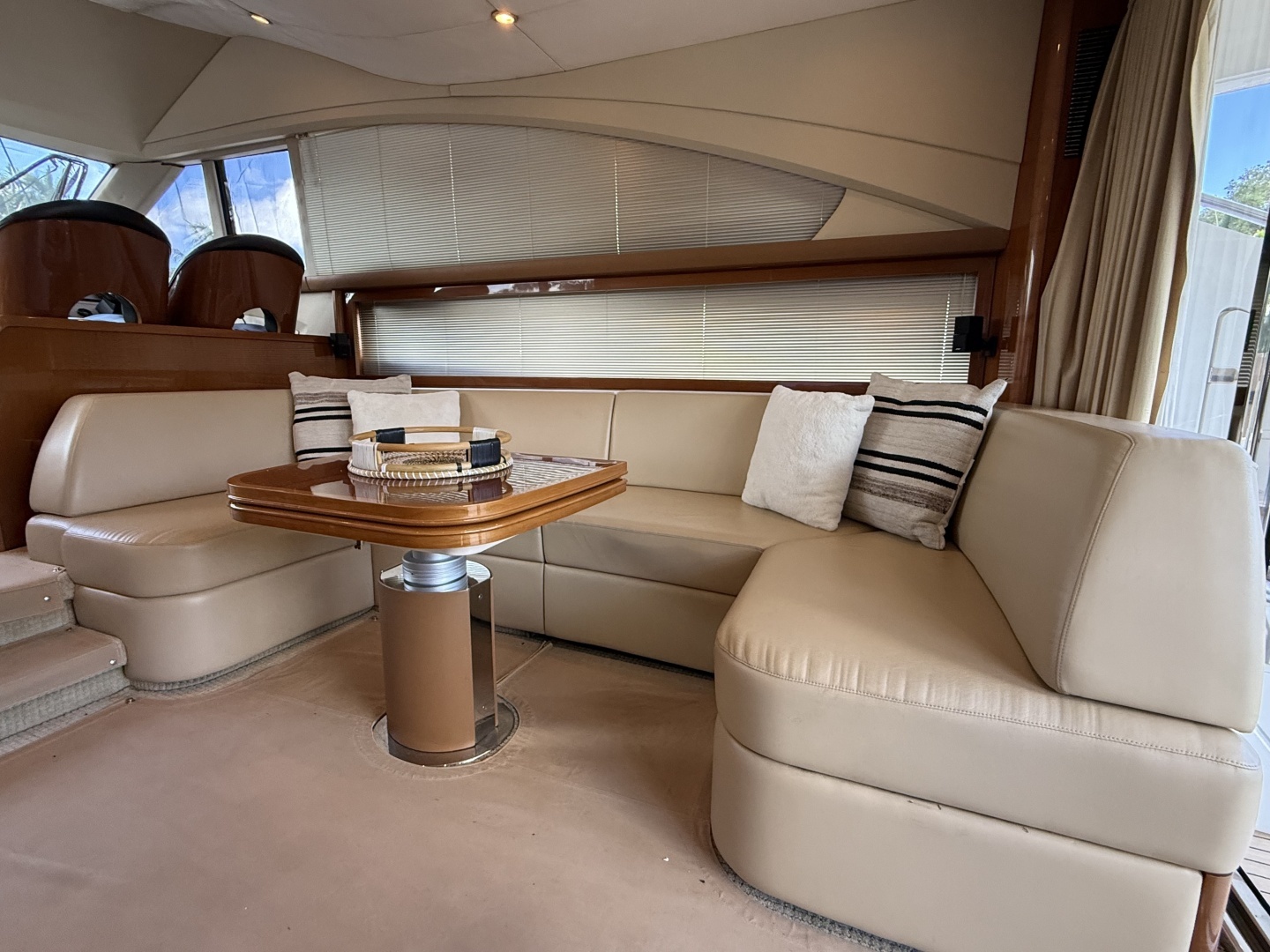2009 Princess — - Image 6