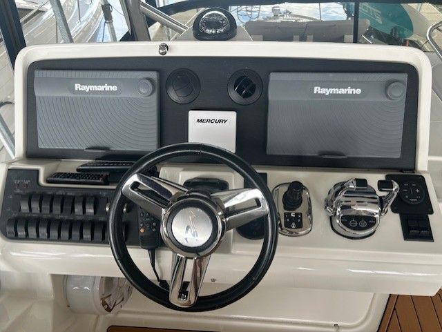 2017 Sea Ray 460 Fly - 8