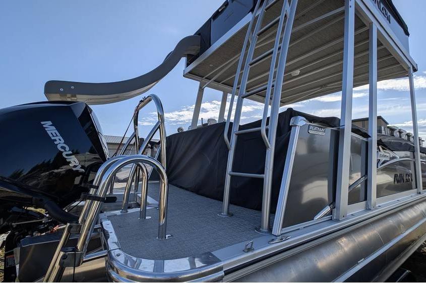 2025 Avalon Catalina Cruise Funship with Mercury engine, featuring a slide and ladder.