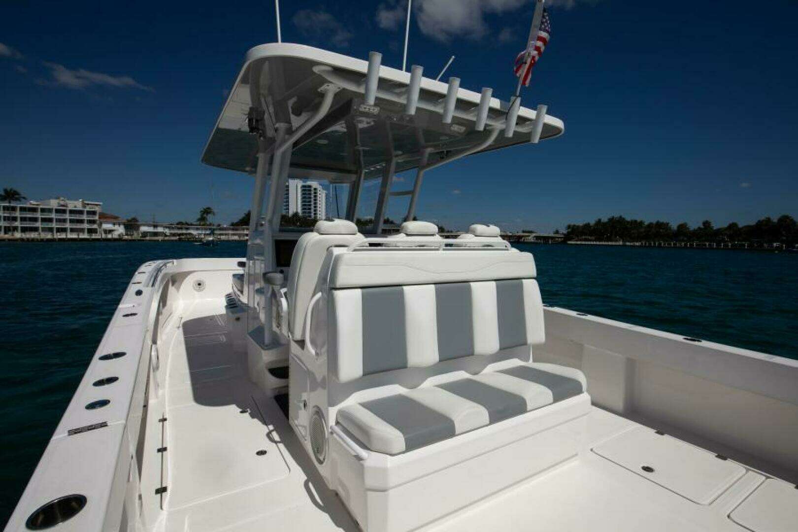 2021 Invincible 35 Catamaran - Image 8