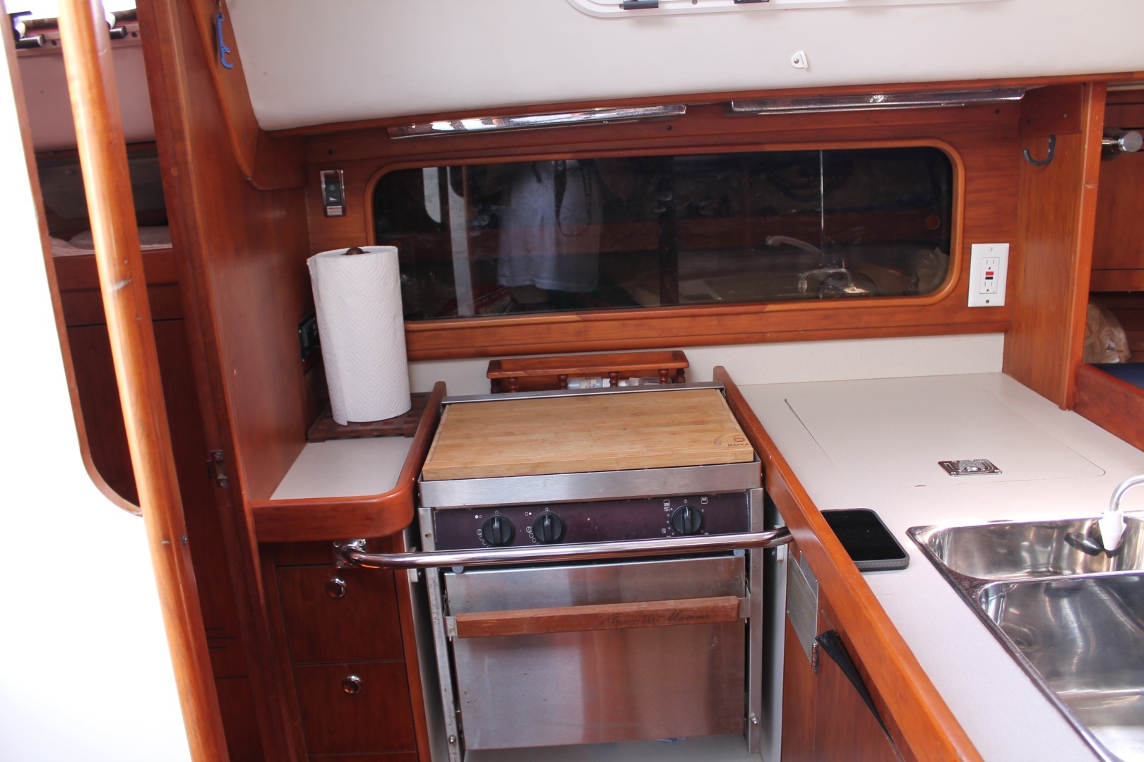 2004 J Boats J/109 Shoal - Image 10