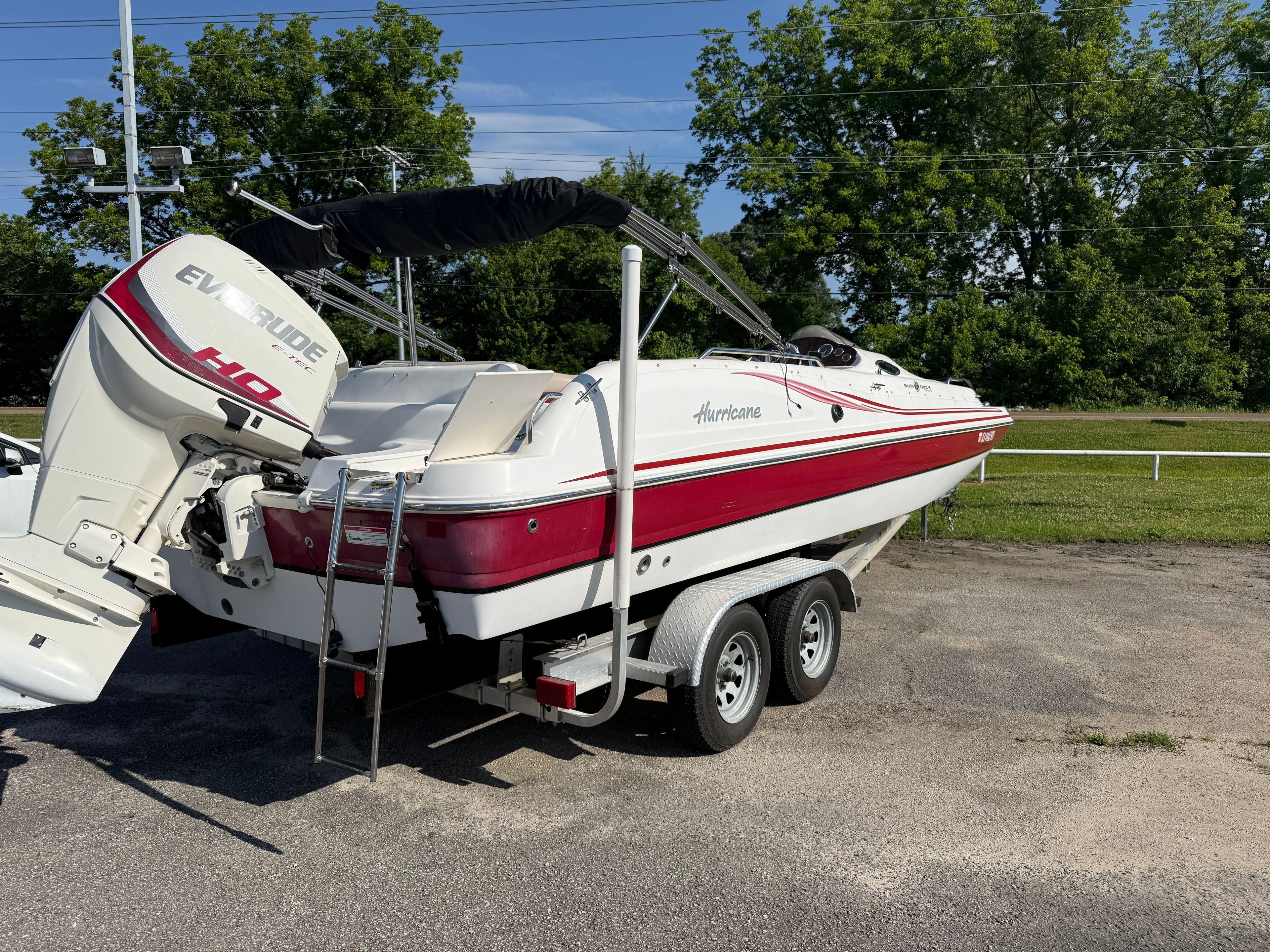 2014 Hurricane Sun deck 232 - 3