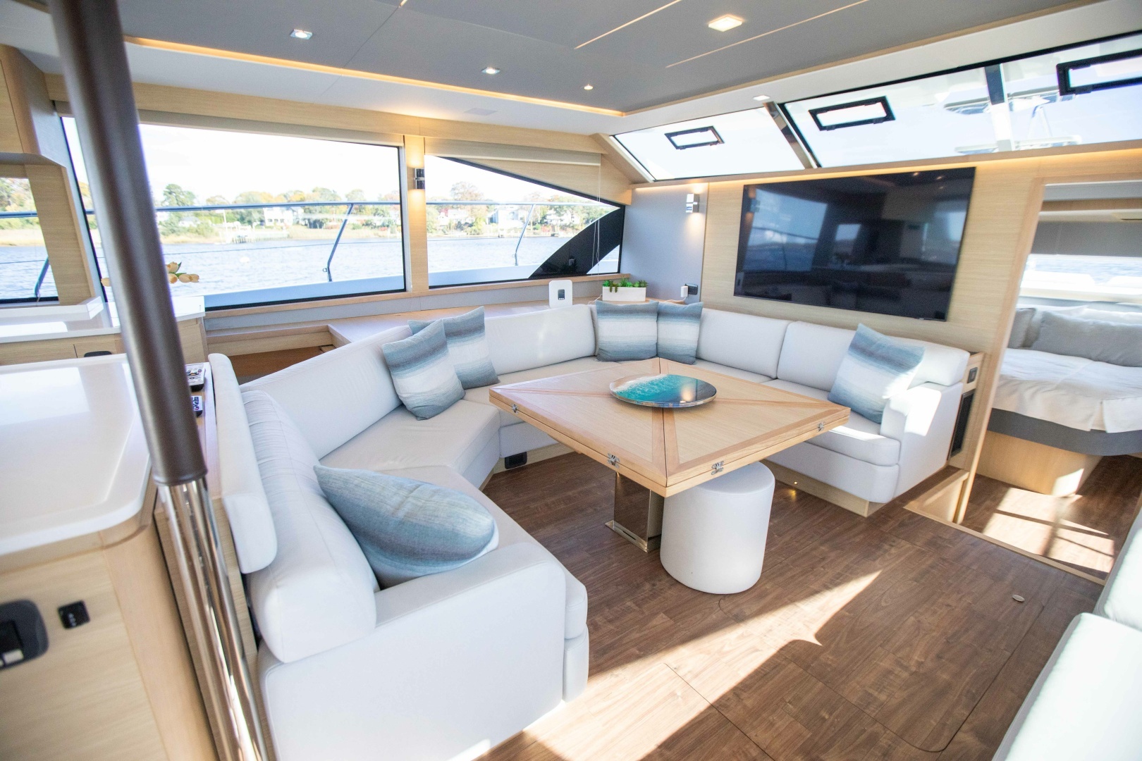 2023 Aquila 54 Yacht - Image 34