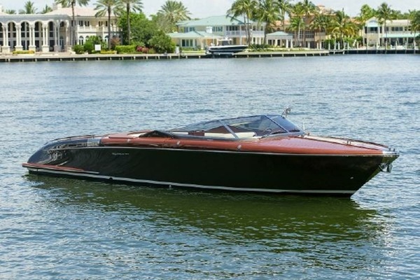 2015 Riva 33 Aquariva