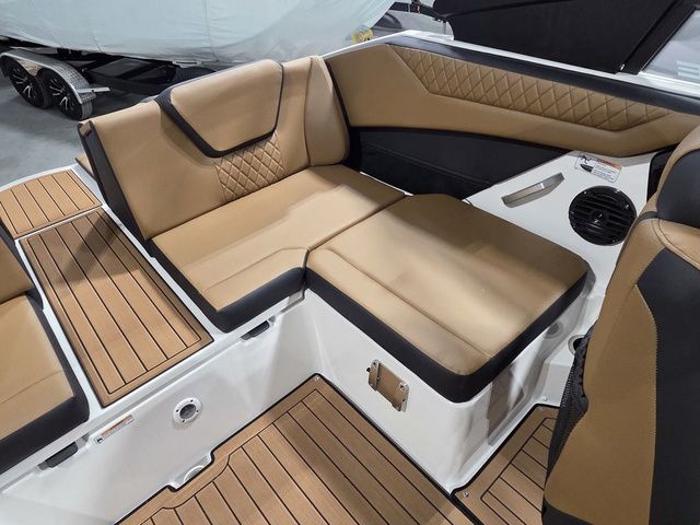 2026 Yamaha Boats 222SD - 10