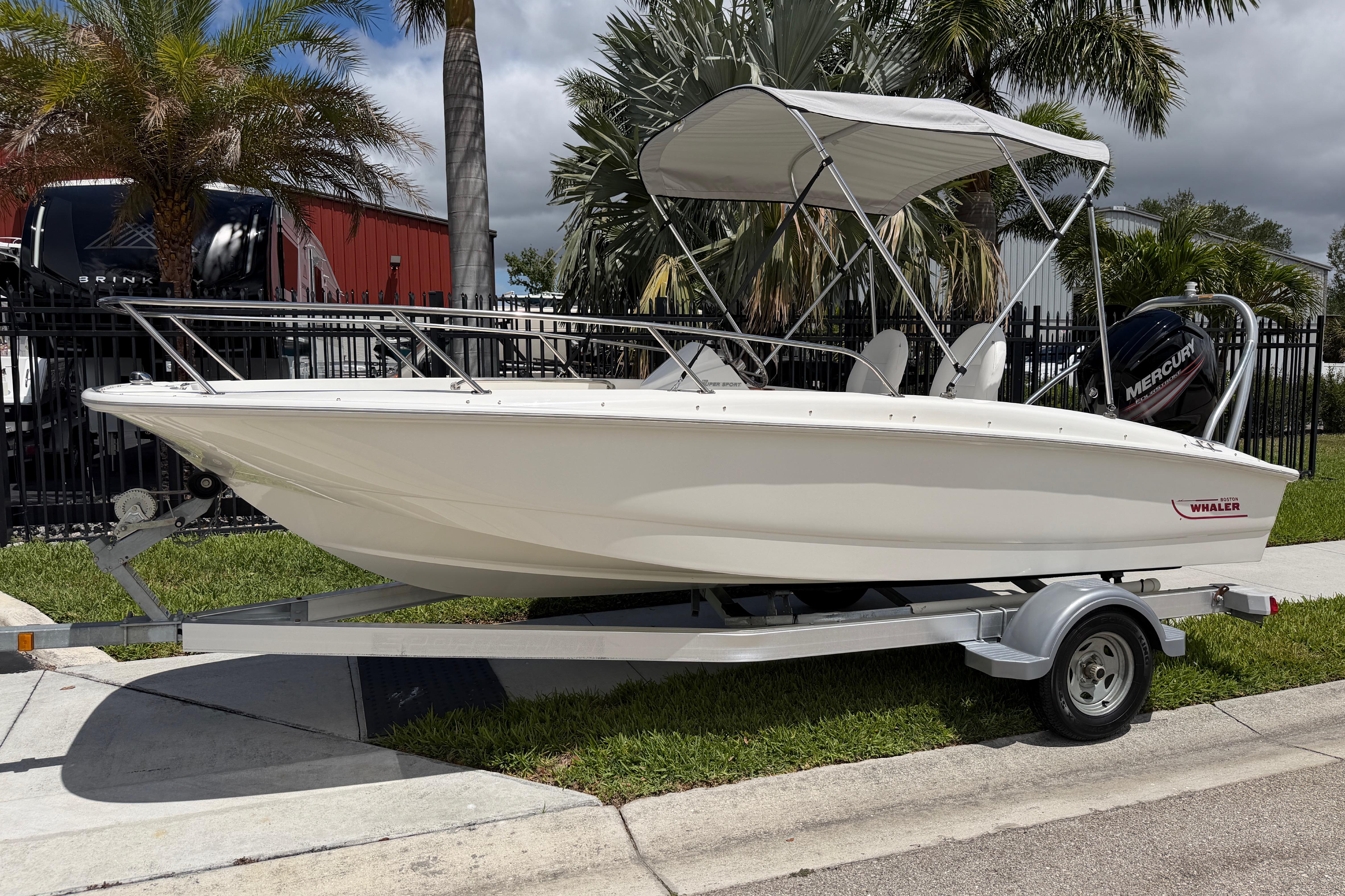 2017 Boston Whaler 170 Super Sport