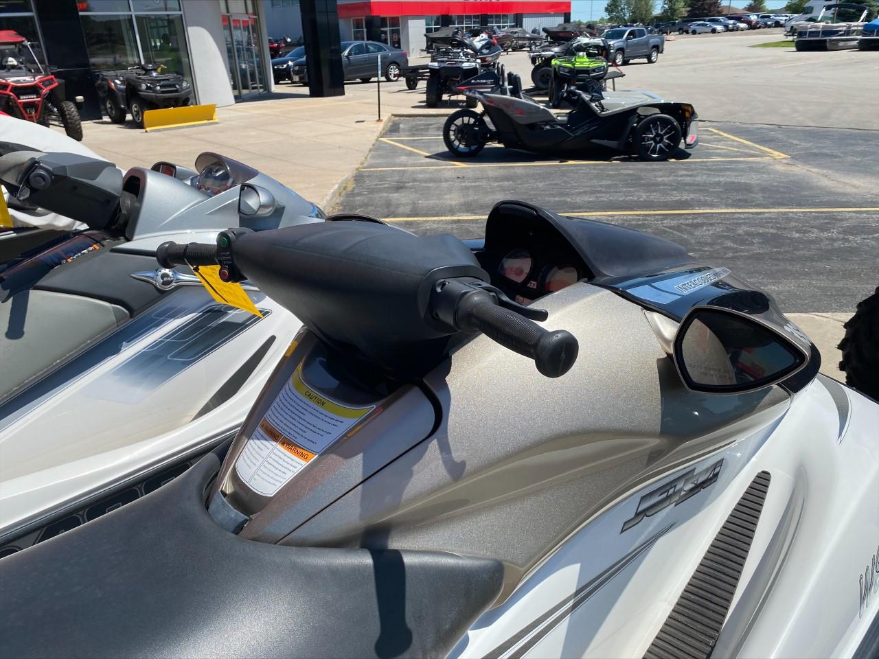 2010 Kawasaki Jet Ski® Ultra® 260LX - 10