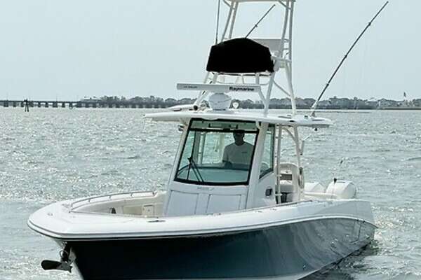 2014 Boston Whaler 350 Outrage