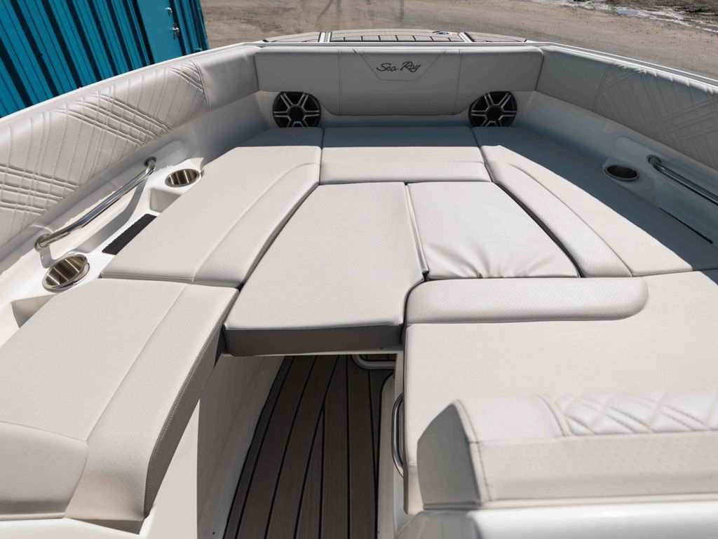 2026 Sea Ray SDX 230 - 11