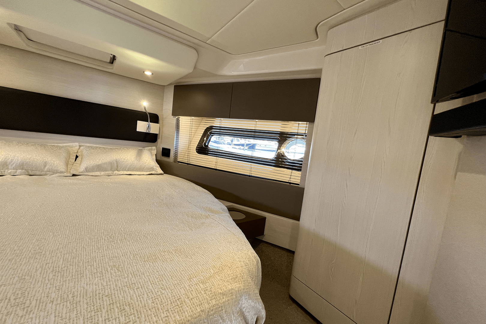 2019 Azimut 50 FLYBRIDGE - Image 81