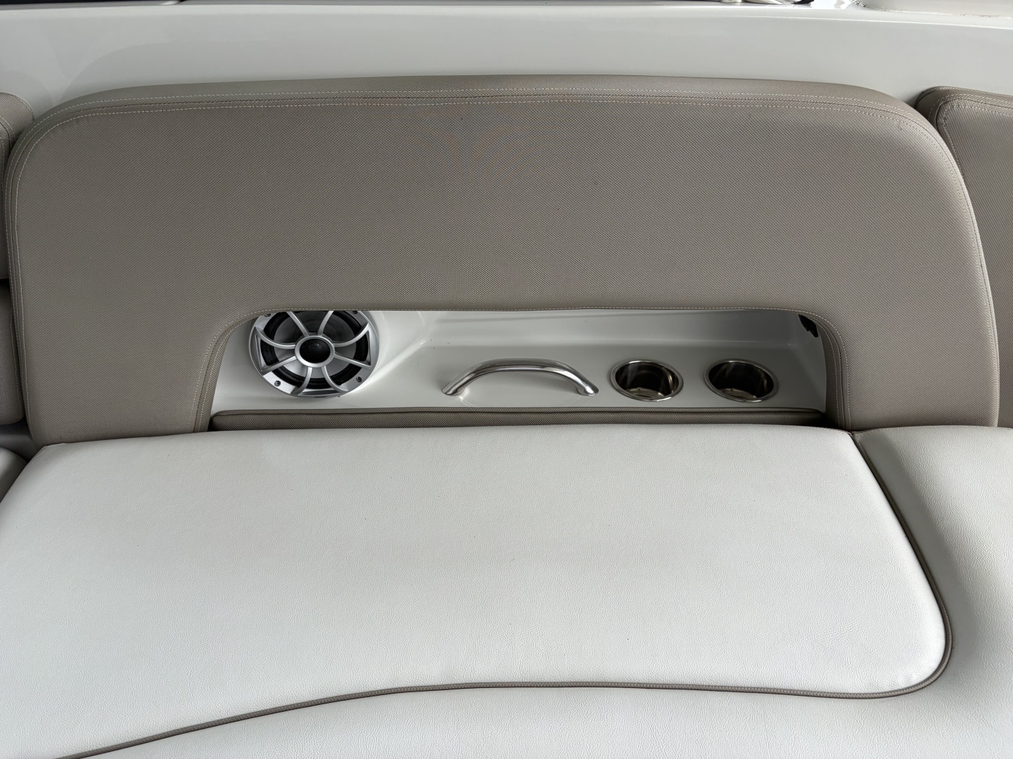 2018 Crownline Eclipse E30 - Image 60
