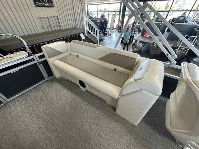 2026 Avalon Venture 2385 QL - 11
