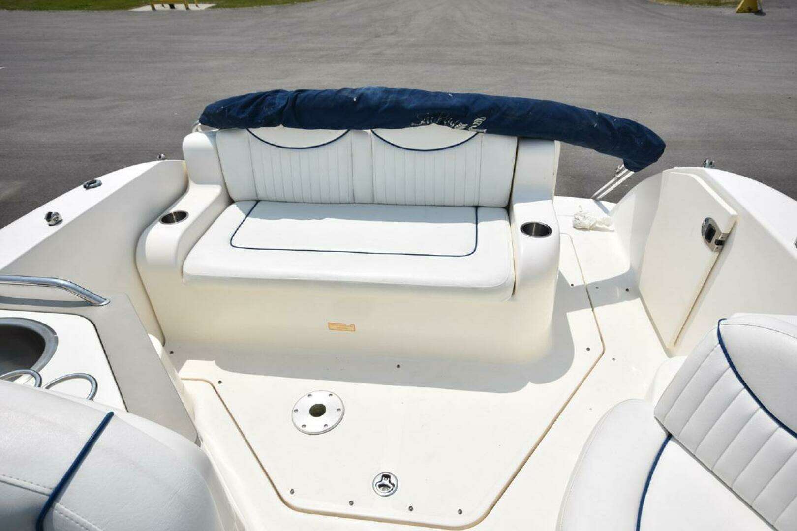 2008 Sea Ray 240 Sundancer - Image 14