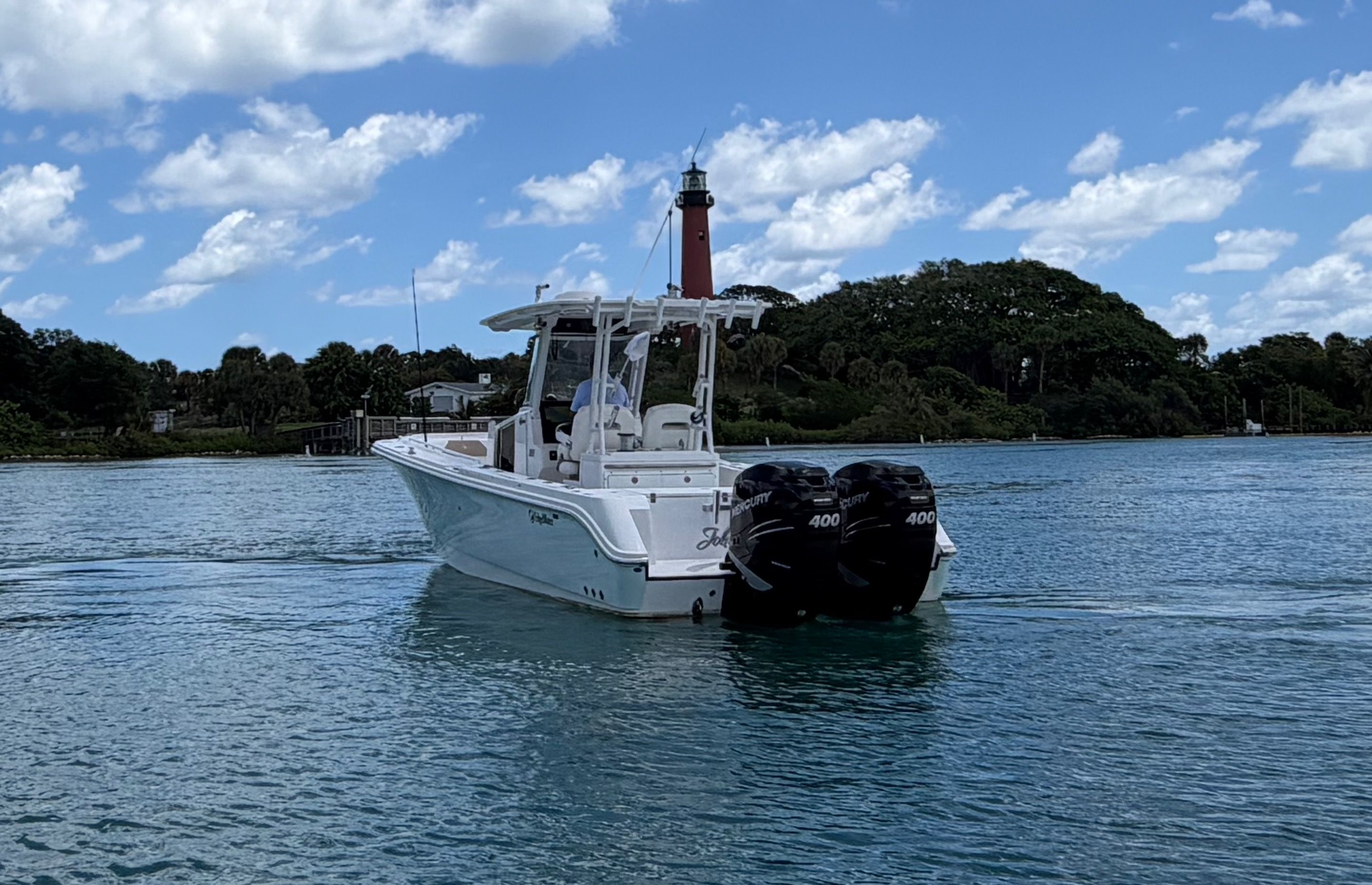 2017 Edgewater 320 CC - 10