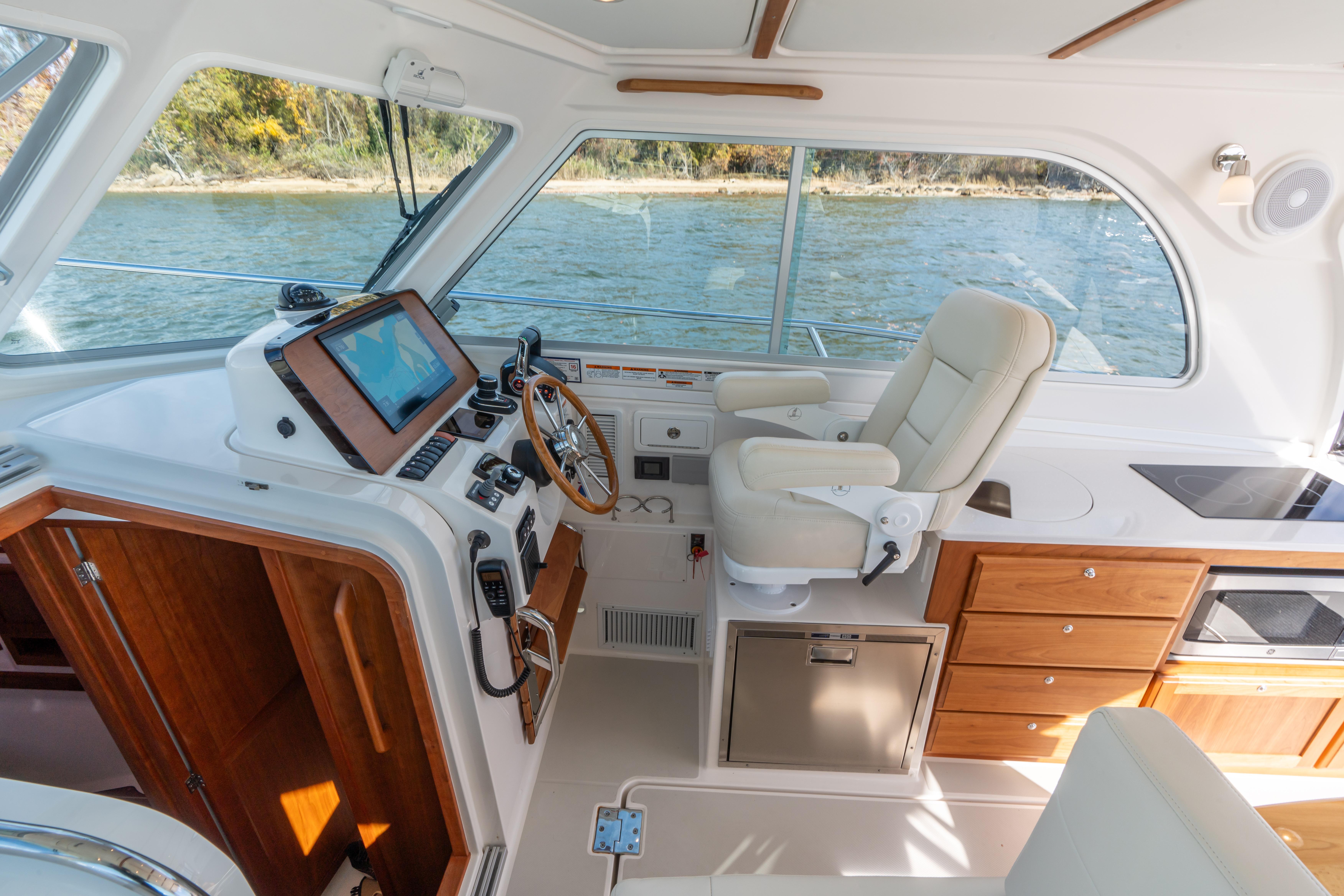 2023 Back Cove 34O - 24