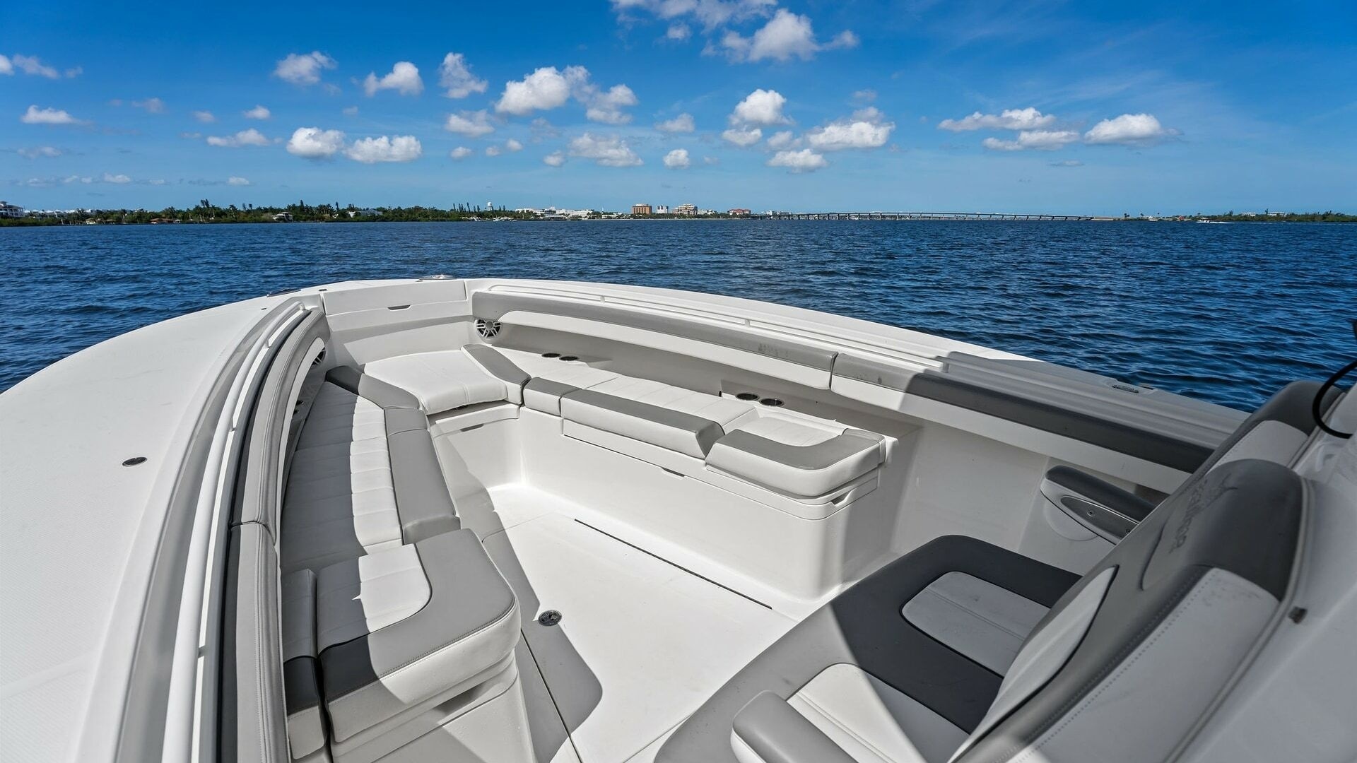 2022 Regulator — - Image 9