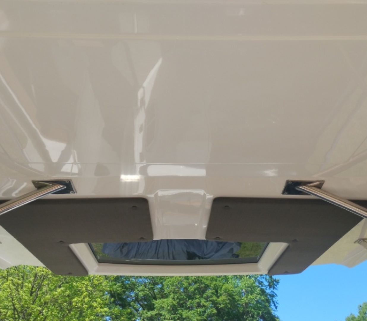 2022 Cobalt — - Image 12