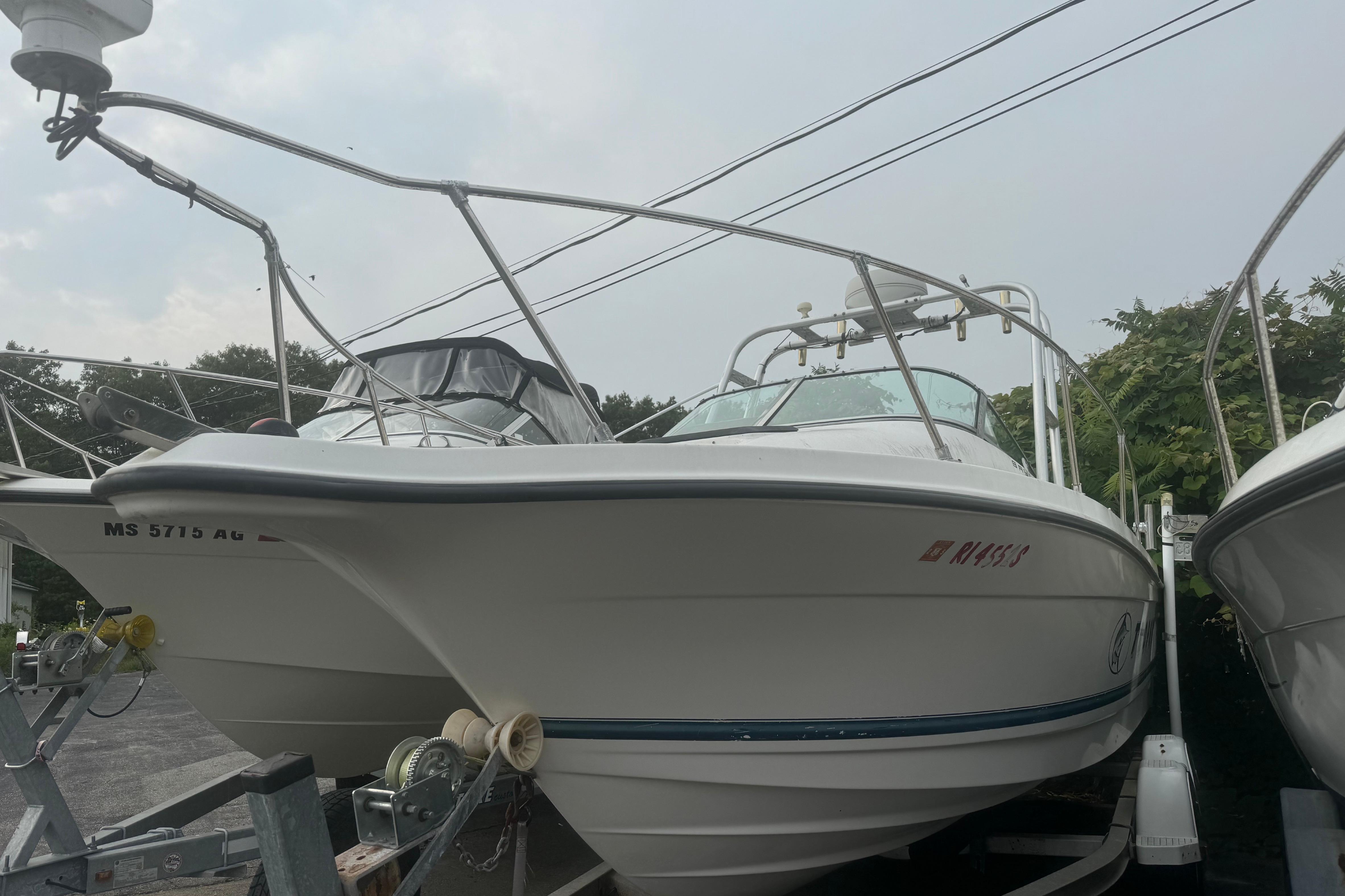 1999 Bayliner 2102 Trophy