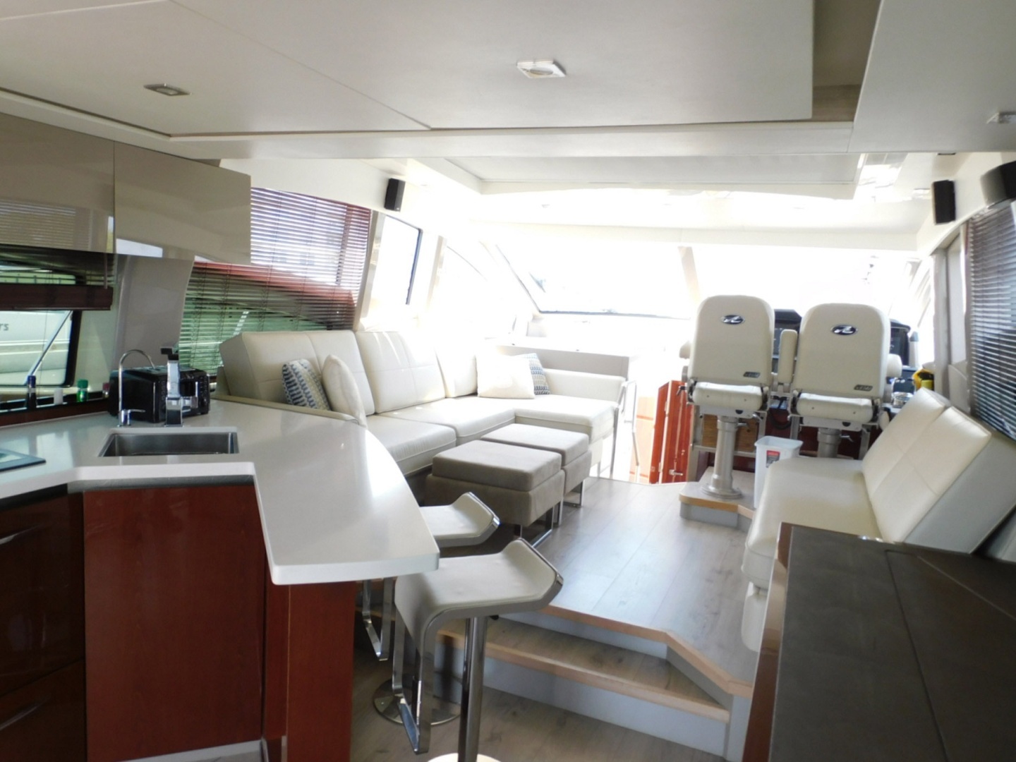 2019 Sea Ray 550L - Image 47