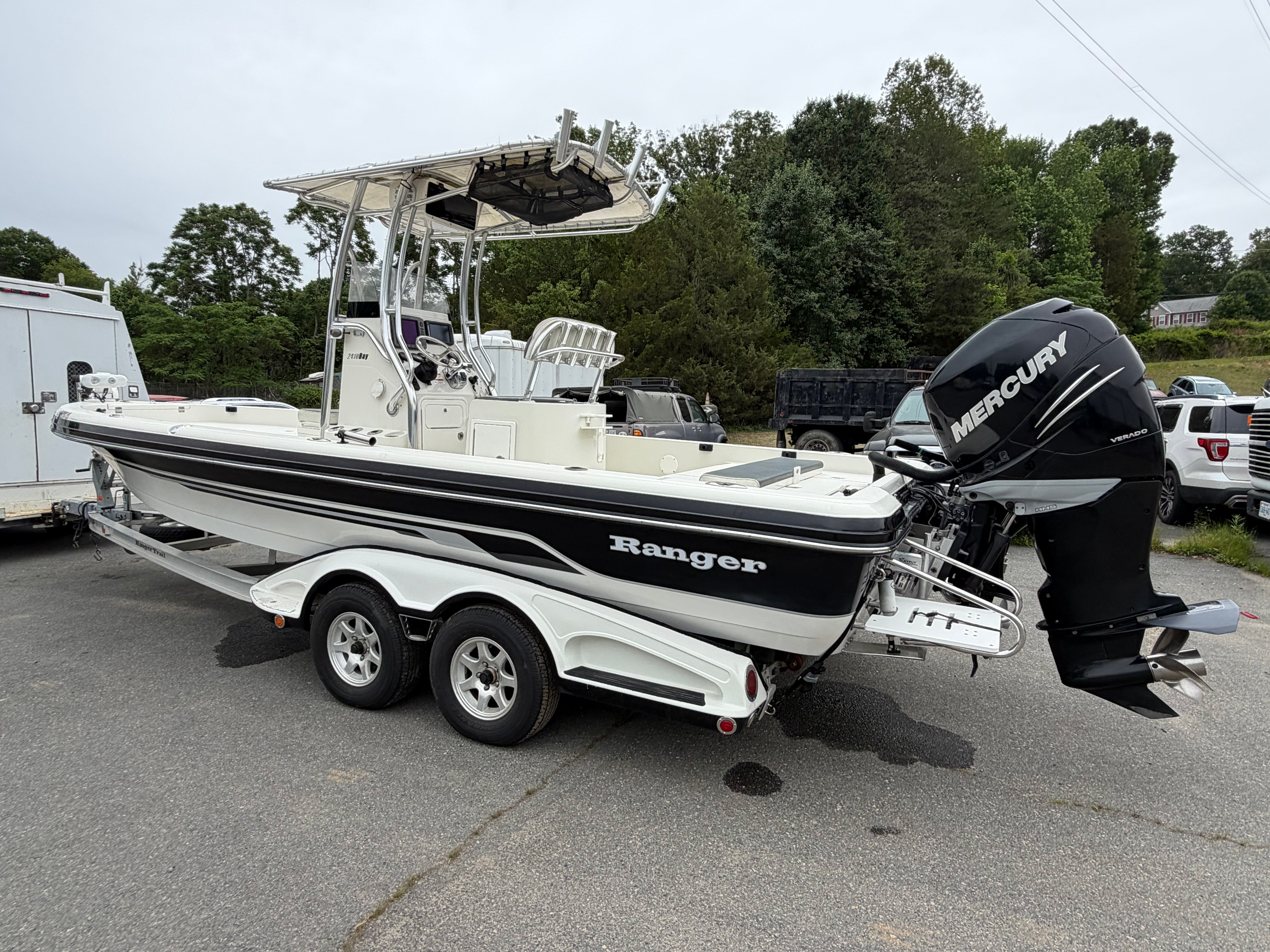 2008 Ranger 2400 Bay Ranger boat with Mercury engine.