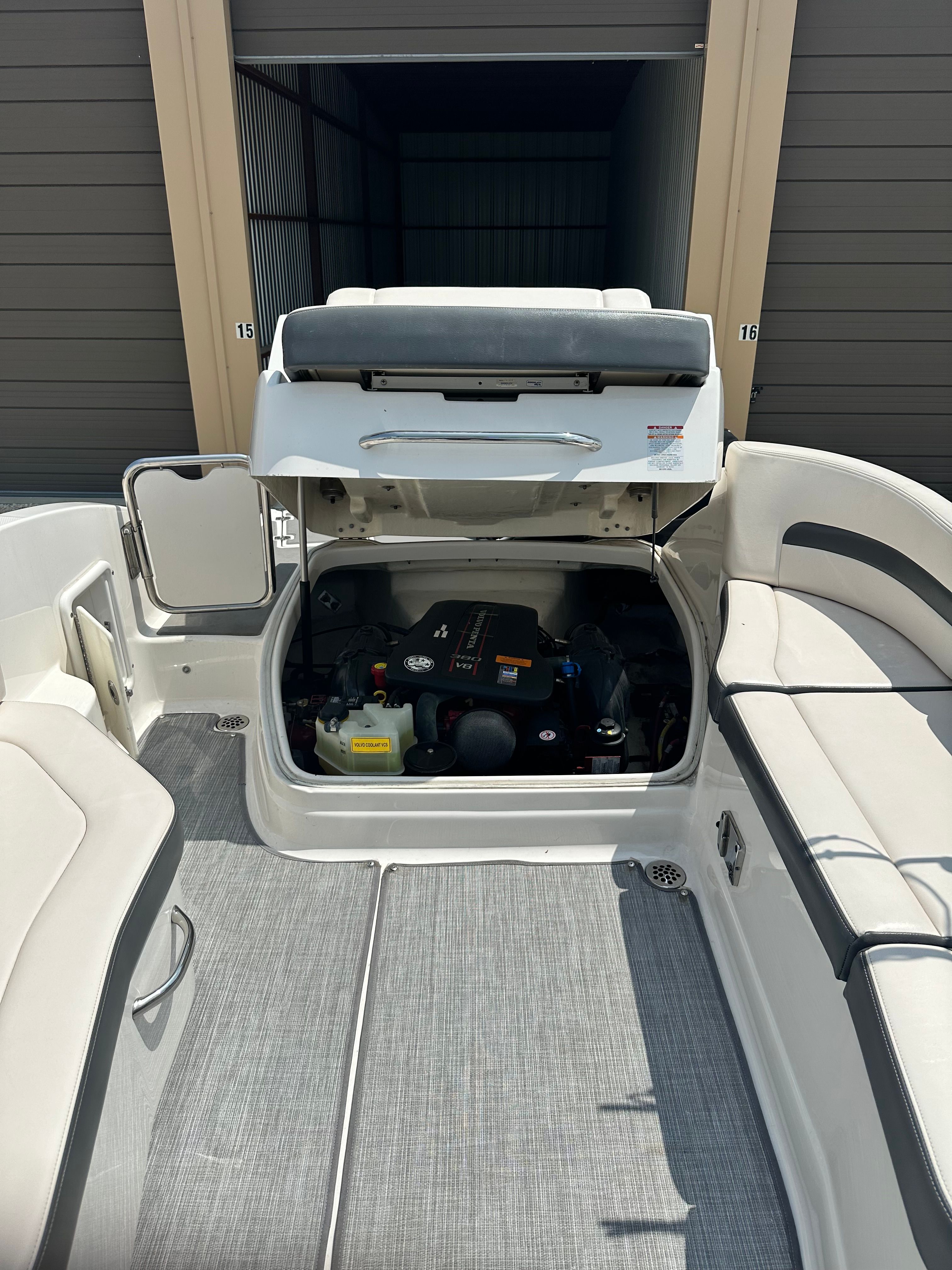2017 Chaparral Extreme 264 Surf - 10