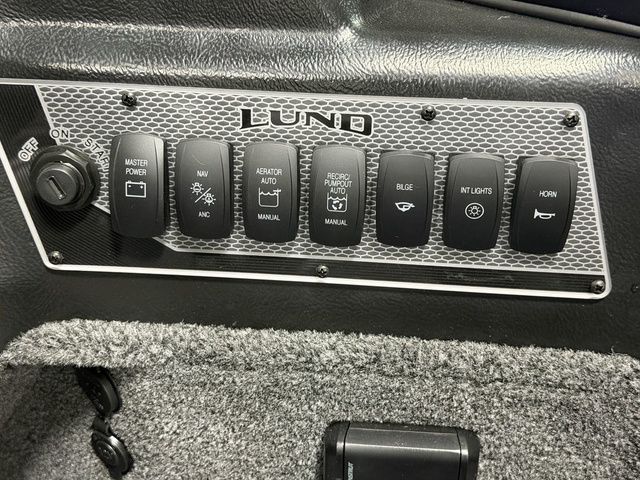 2026 Lund 2075 Impact XS Sport - 10