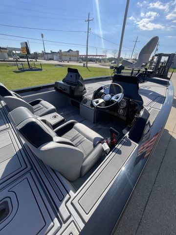 2026 G3 Sportsman 1810 SE - 9