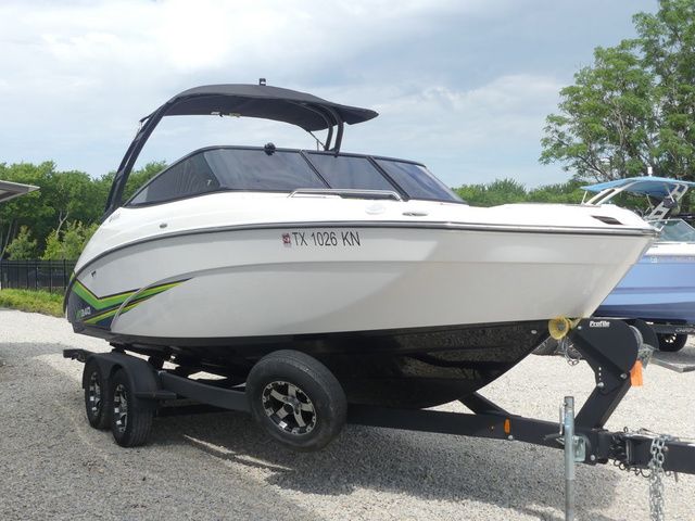 2019 Yamaha Boats AR240 - 4