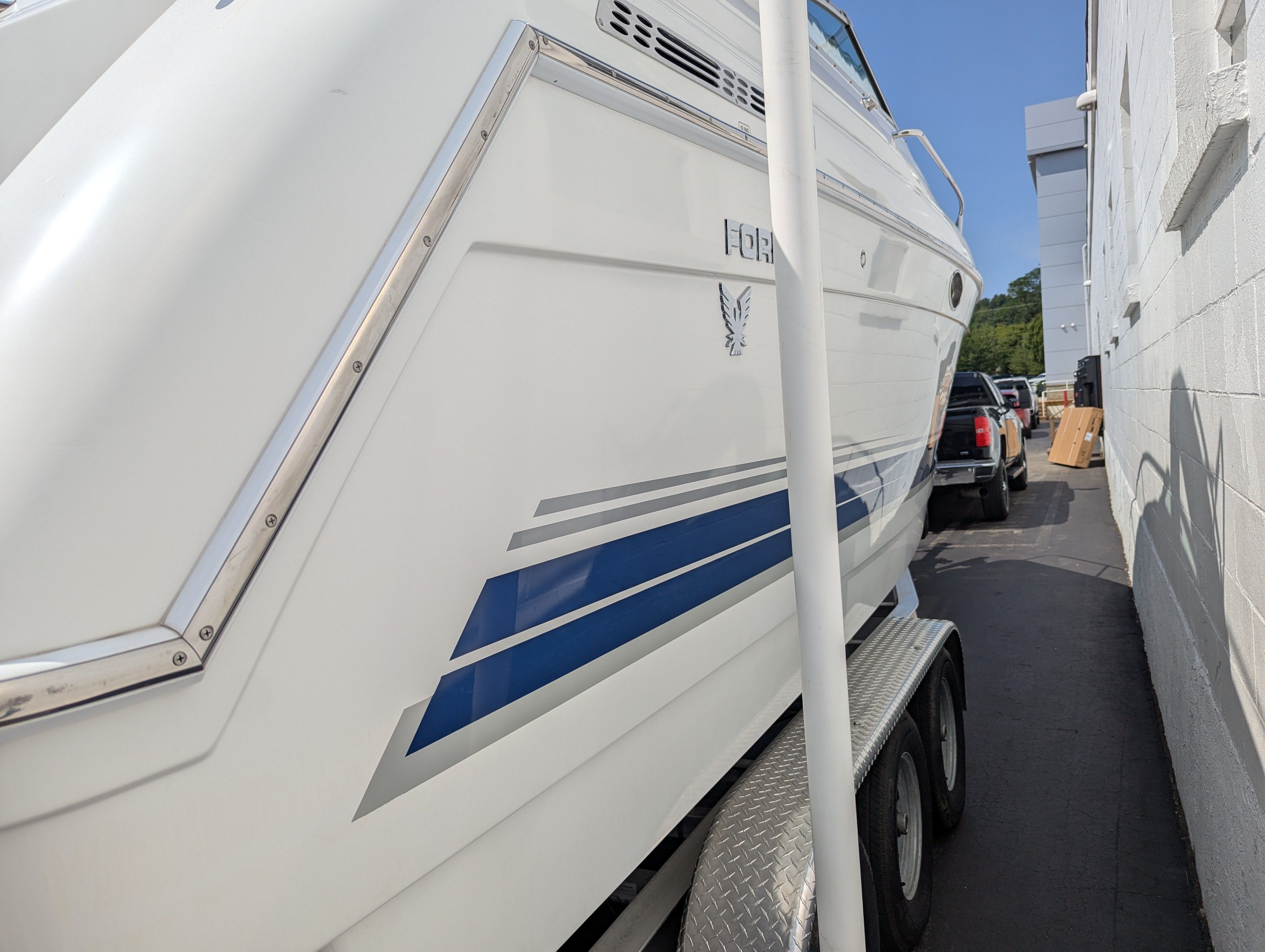 2005 Formula 27 Performance Cruiser - 3